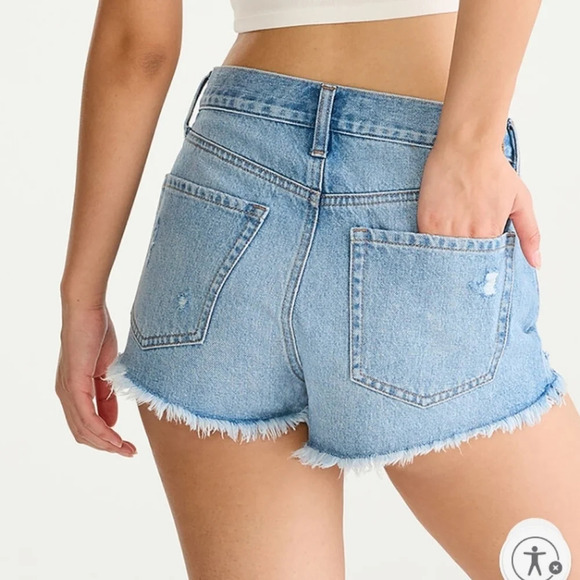 Aeropostale Low Rise Light Wash Textured Chevron Boyfriend Shorts Size 0 - Picture 2 of 7